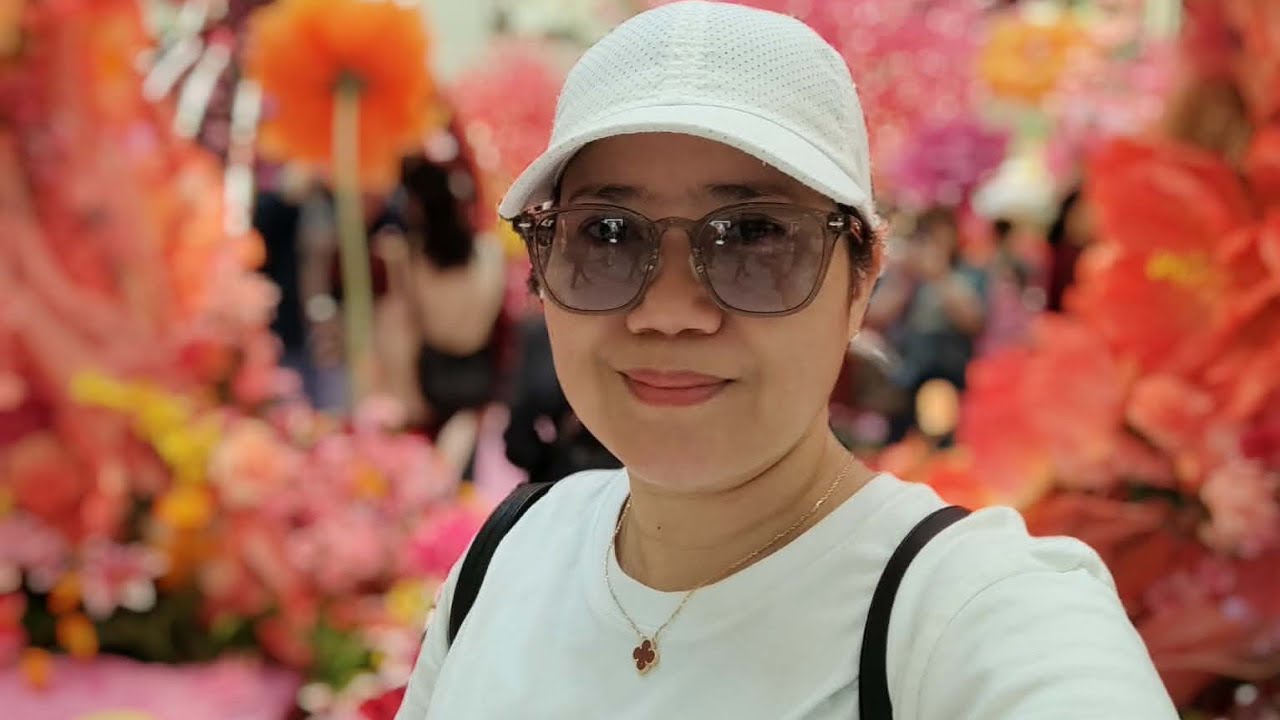 SophiaMixChannel is live!Blessed Weekend  Everyone (Miss me?)