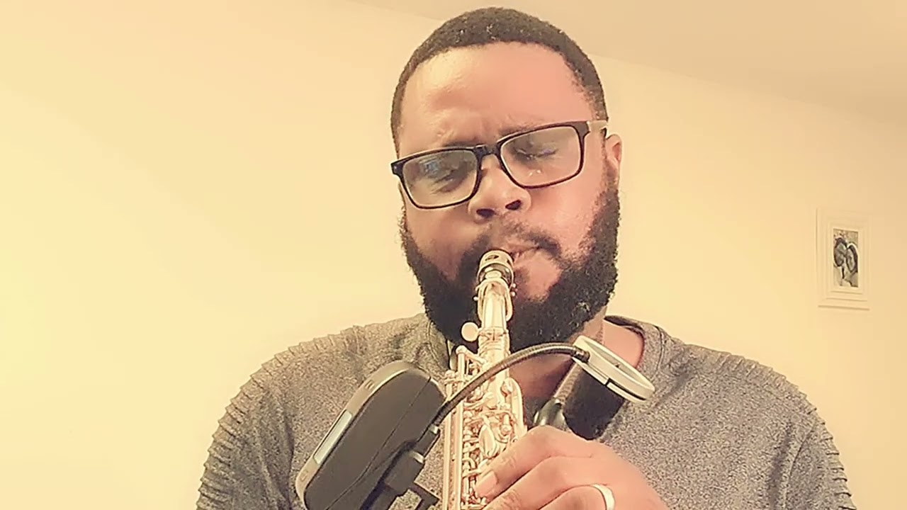 Mike Aremu || Powerful Saxophone Worship #59SecondsInstaWorship Compilation