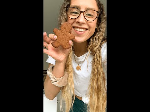 Super easy Gingerbread Cookies | Vegan ingredientsðŸŽ„ðŸ’œ