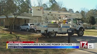 Amid ‘rolling blackouts’ and wind damage, thousands in the Triangle wait for power on Christmas Eve