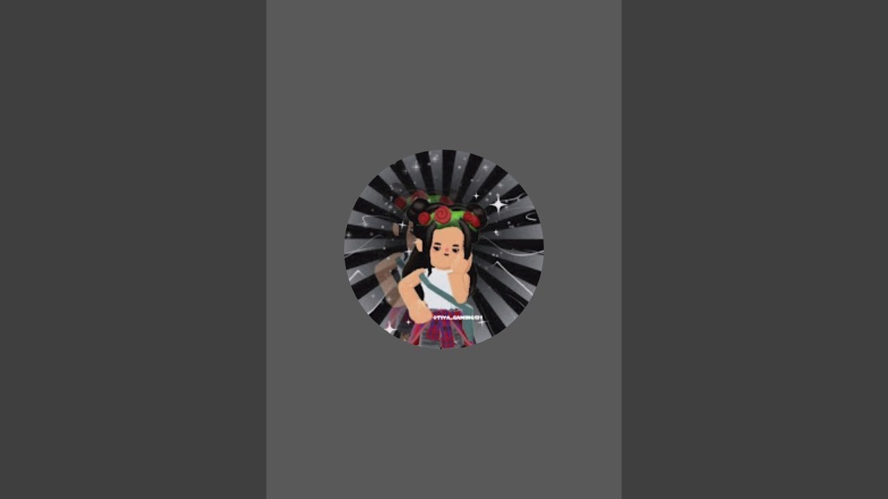 playing candy crush by my mummy