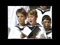 Capture de la vidéo Wiener Sängerknaben / Vienna Boys Choir In Tokyo 1998  (2)
