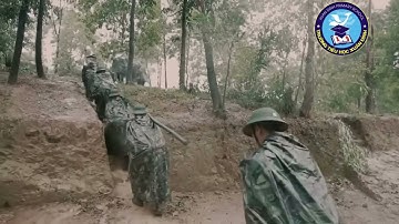 Sang An 4A6 Tiểu học Xuân Đỉnh dự thi Bộ đội cụ Hồ trong tim em