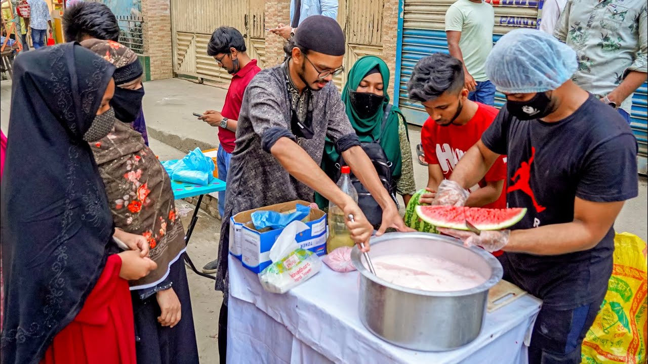 Delhi's Famous Mohabbat ka Sharbat in Dhaka | Bangladeshi Street Food