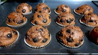 MAGDALENAS de chocolate con gran copete fáciles y rápidas