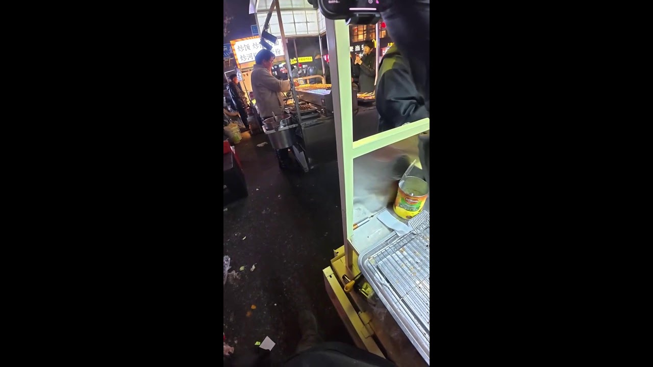 Street Food POV | Cheese, Beef & Sauce | Real-Time Burger Crafting in China