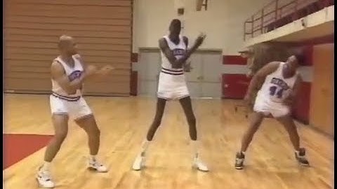 Manute Bol Spars with Charles Barkley