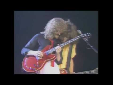 April Wine - Sign Of The Gypsy Queen (Live)