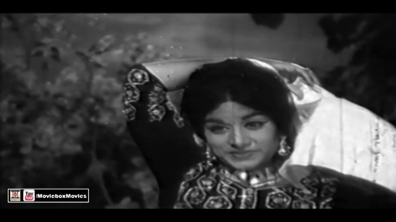 AANDA TERE LAYI RESHMI RUMAL   NOOR JEHAN   FILM NIKAY HONDEYAN DA PYAR