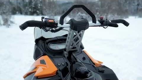 The 2013 Summit®: Built Around The Rider