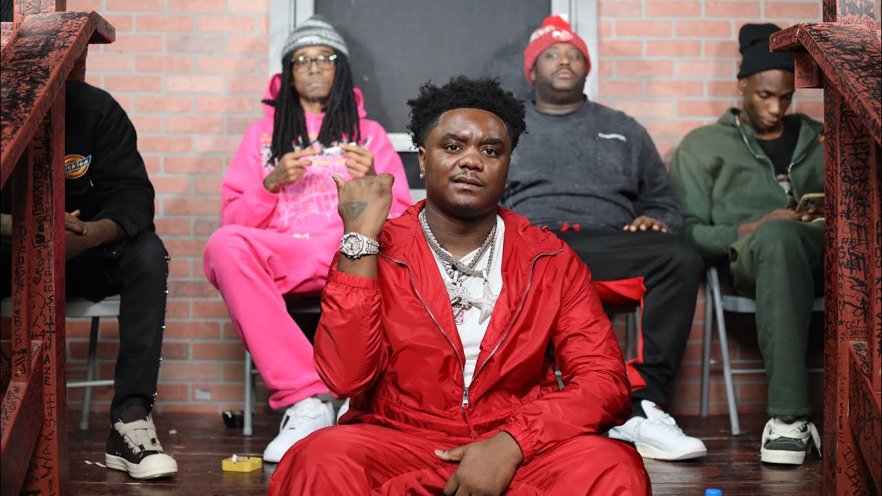 Guarda FBL C-Star Talks About Running It Up Working a 9-5, Turkey Season w/ FBL Manny su YouTube Guarda FBL C-Star Talks About Running It Up Working a 9-5, Turkey Season w/ FBL Manny su YouTube