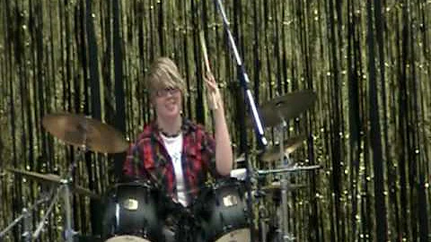 Samantha Mackey Drum solo 2010