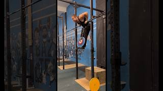Weighted muscle ups 10x1 +23kg