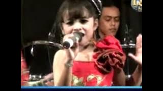 OM. RADESTA - SIDOARJO *Kereta Malam - Tasya *(Pentas:Candi-SDA,160612)