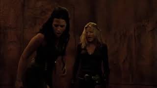 Legend of the Seeker S02 E16 Cara and Kahlan aka mother confesser fierce fight