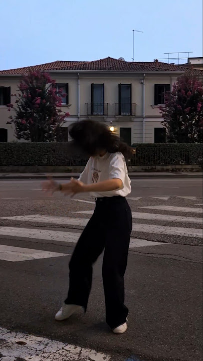 Animals by #ONEW from #SHINee 💎 #Kpop #Dance #shawol 🩵