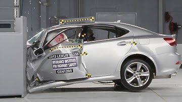 2012 Lexus IS 250 driver-side small overlap crash test (extended footage)