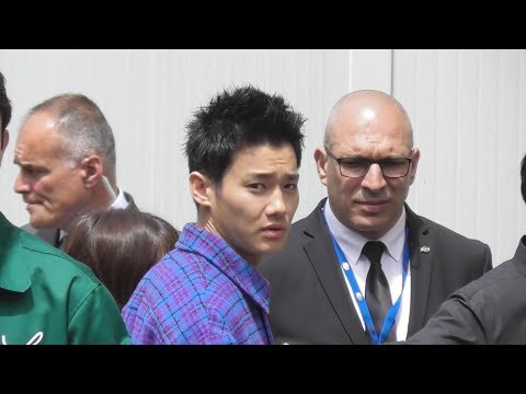 VIDEO Nomura Shuhei 野村周平 @ Paris 20 june 2019 Fashion Week show Louis Vuitton