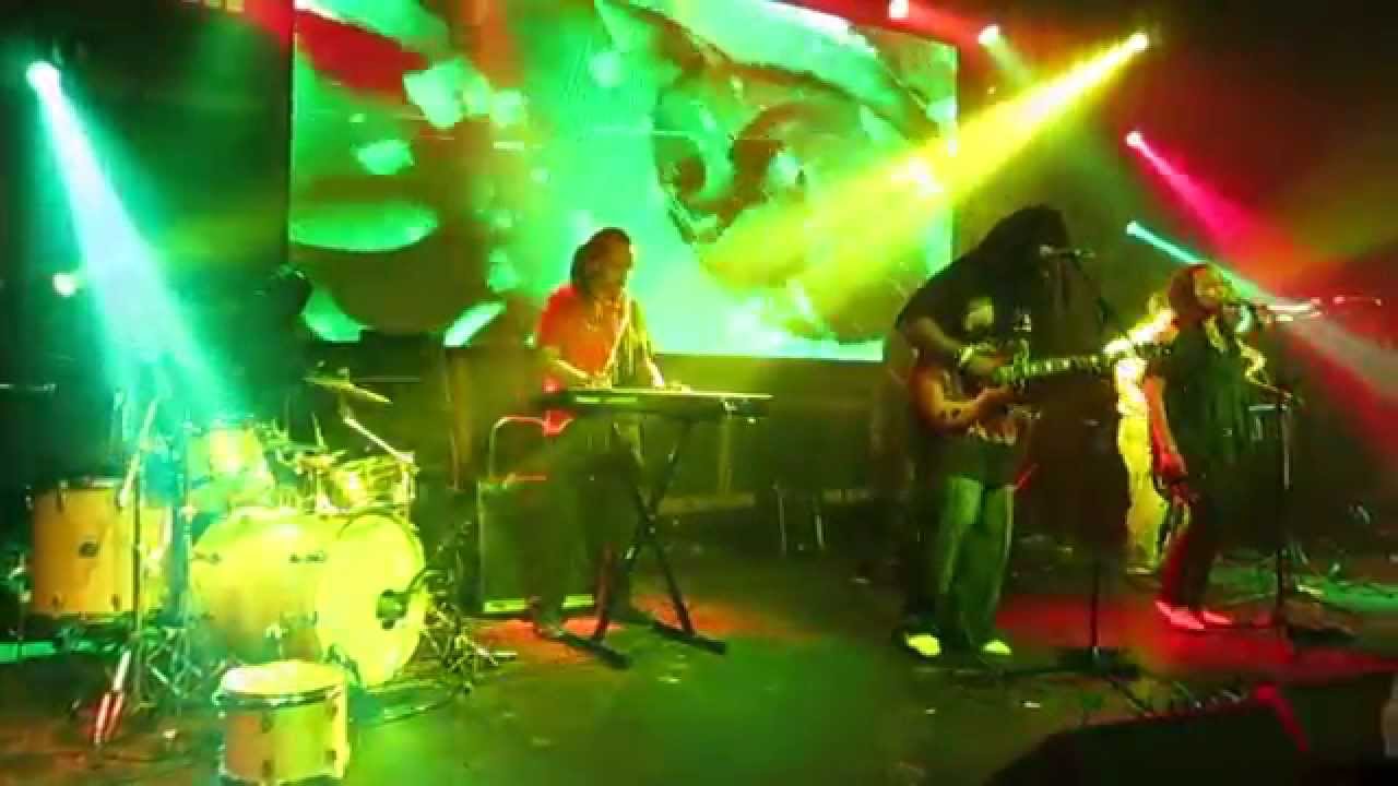 MD & Cobalt Blue "16 Bars" Live @ 12th and Porter