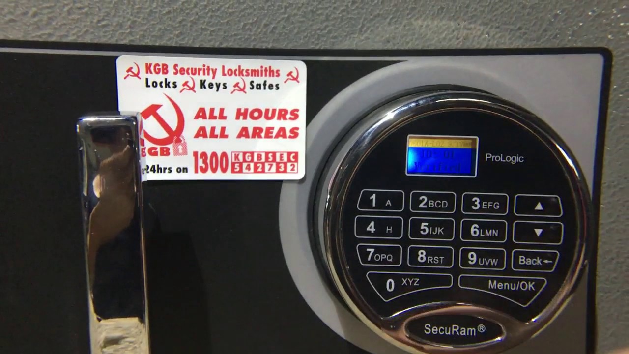 How To Set Your Lock Code on A SecuRam Digital Lock - YouTube