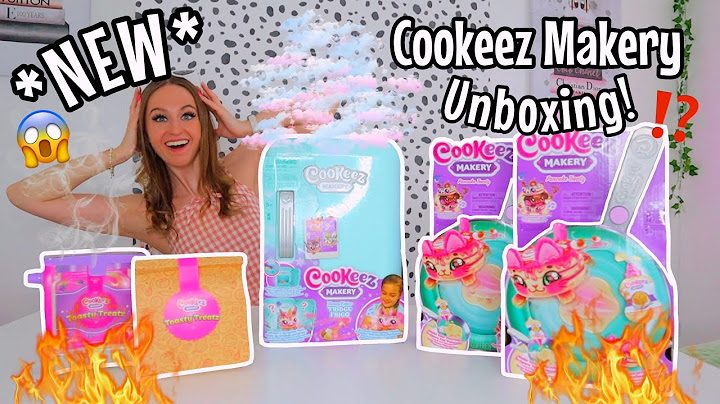 UNBOXING THE *VIRAL* COOKEEZ MAKERY FREEZY FRIDGE🥶🎂PANCAKE TREATZ😱🥞AND MYSTERY BAGLES!!!🫢🥯⁉️ (OMG!!)