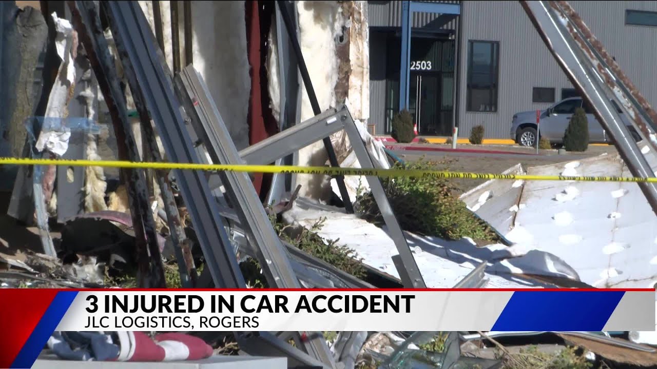 Car crashes into building in Rogers, 3 injured - YouTube