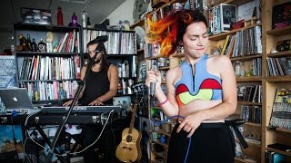 Miniatura de vídeo de "Genevieve: NPR Music Tiny Desk Concert"