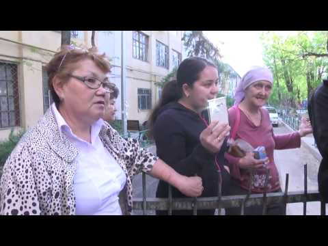 В Шымкенте детская площадка рассорила взрослых жильцов двух многоэтажек