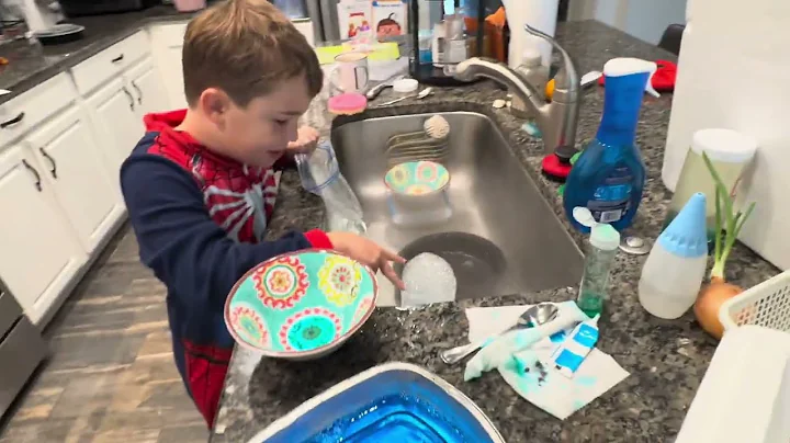 Trying #top10 #dryice #experiments #fun with #co2 #science @DestructiveCreativity 