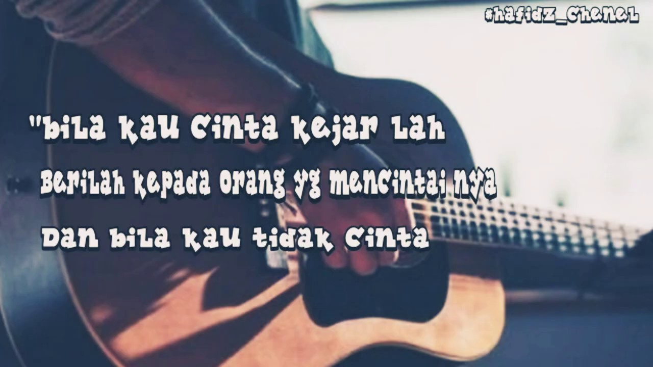 Di malam yang dingin dan gelap sepi - YouTube