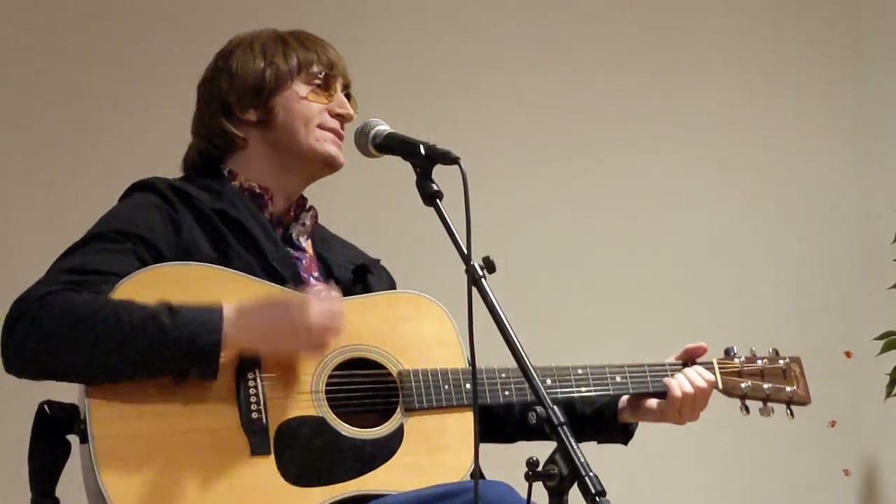 Javier Parisi Helsinki Beatles Weekend 2022 solo