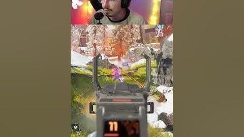 Clutch 1 v 3 in Apex Arenas! #Shorts