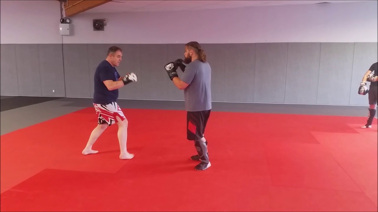 Yi Quan Muay -Thaï มวยไทย - Elbow