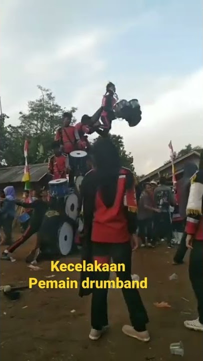 kecelakaan pemain drum band #shorts