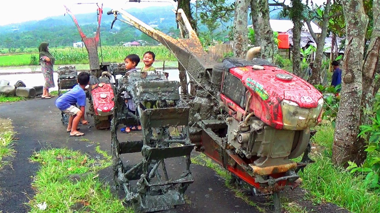 2 Dua...!! Traktor Sawah Kerja Bareng Untuk Persiapan Pulang