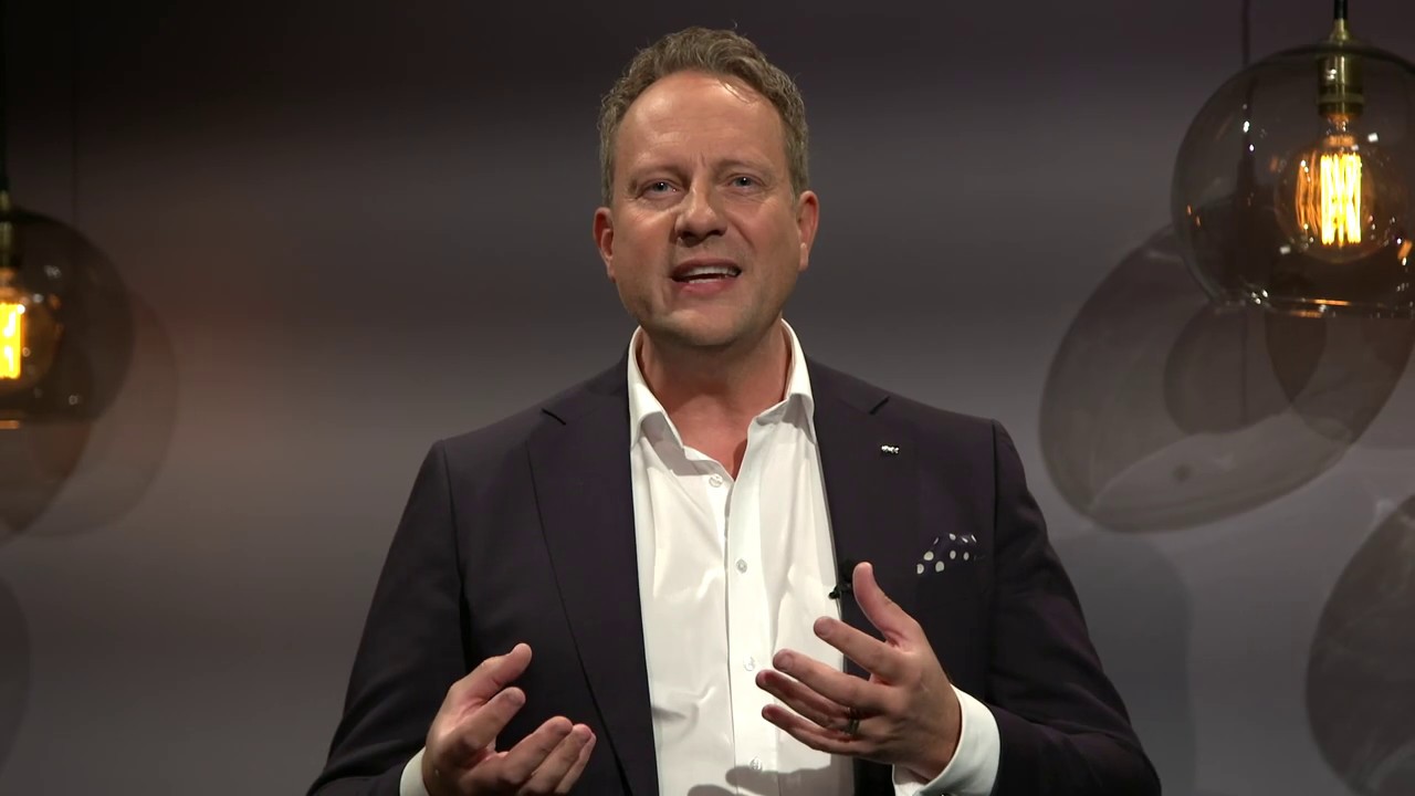 Sharp Minds Session SEB Intro - YouTube