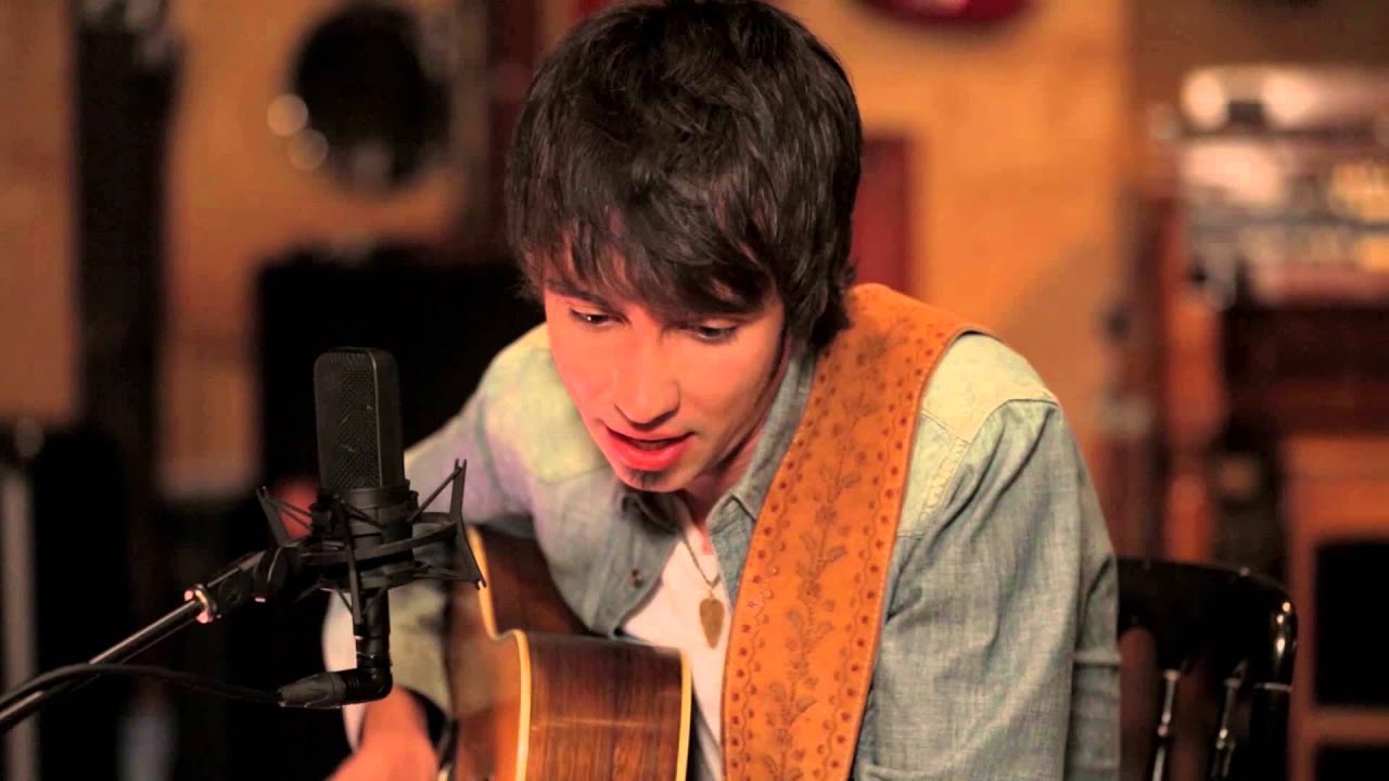 Mo Pitney - I Want You To Want Me (Official Acoustic Video) (Cheap Trick Cover) - YouTube