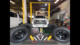 RIDEMAX 2 INCH SUSPENSION LIFT FOR HILUX | BFGOODRICH KM3 TIRES | ROTIFORM SIX BY FUEL MAGS