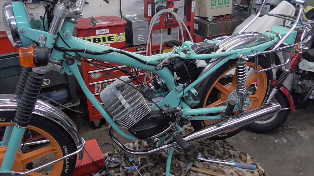 Hercules MK2 anno di costruzione 1975, adesivo/adesivo per copertura laterale con scritte decorative per il restauro di auto d'epoca. Logo della moto