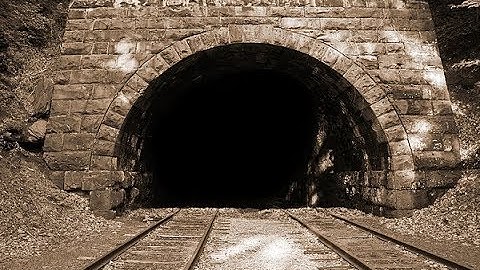 Norfolk Southern Amtrak Train Disappears Into Tunnel