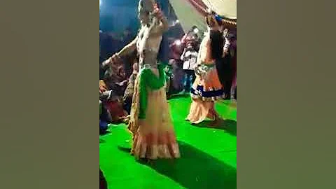 Oo saawra mujha tari jarurat h radha Krishna jhanki