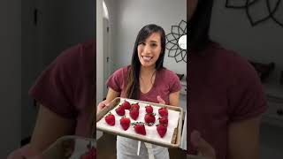 How to Make ✨THE BEST✨ Chocolate Covered Strawberries! 🍓