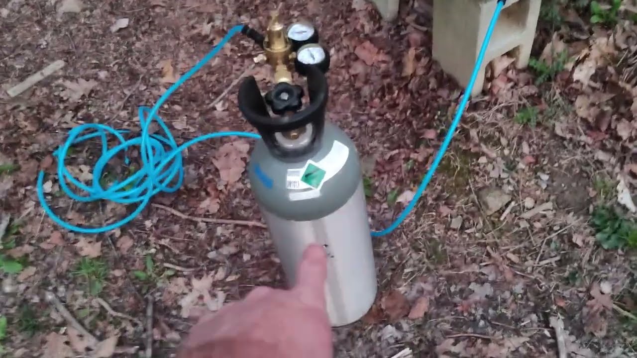 Better than painting bee hives? Yes!!! Use boiled linseed oil. And if you can, get a CO tank to boot