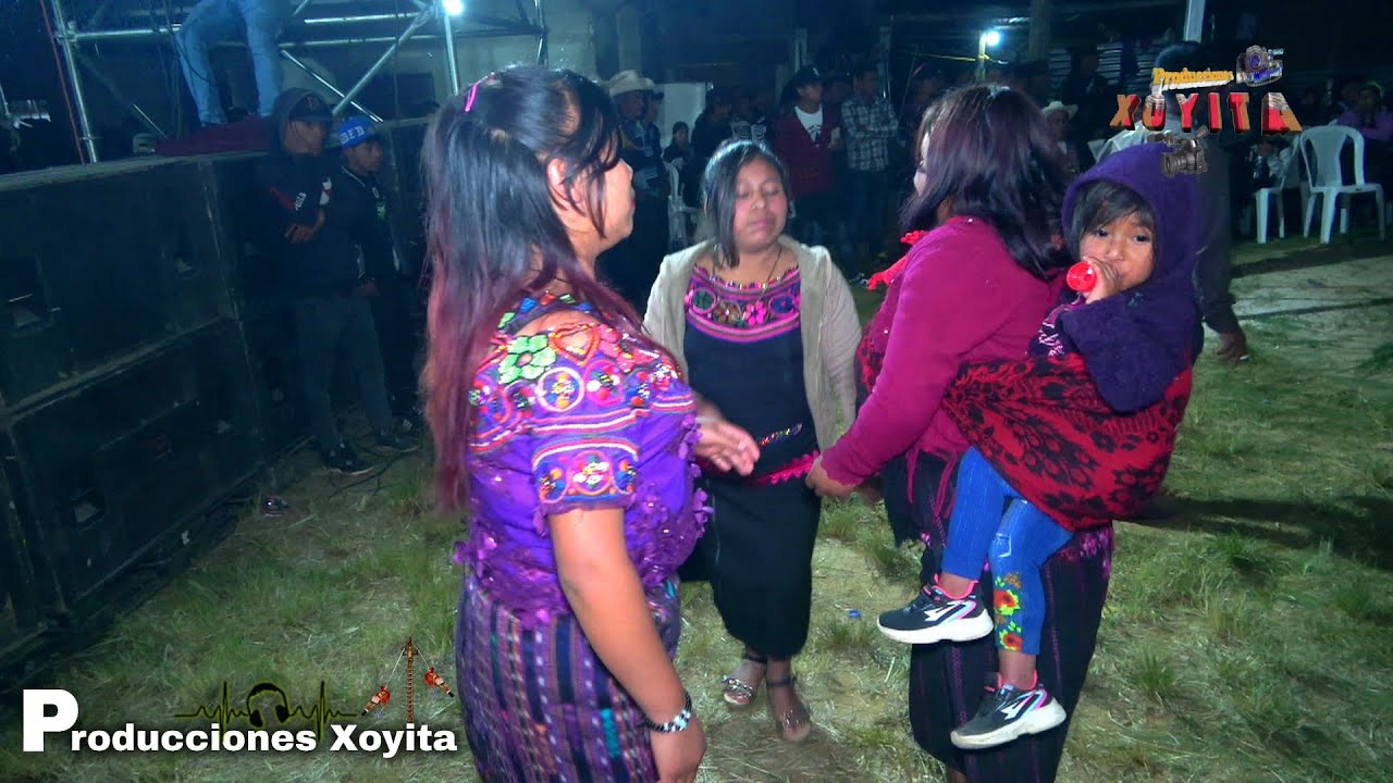 Agrupacion Familia Musical en las Joyas Cruz Chich Joyabaj