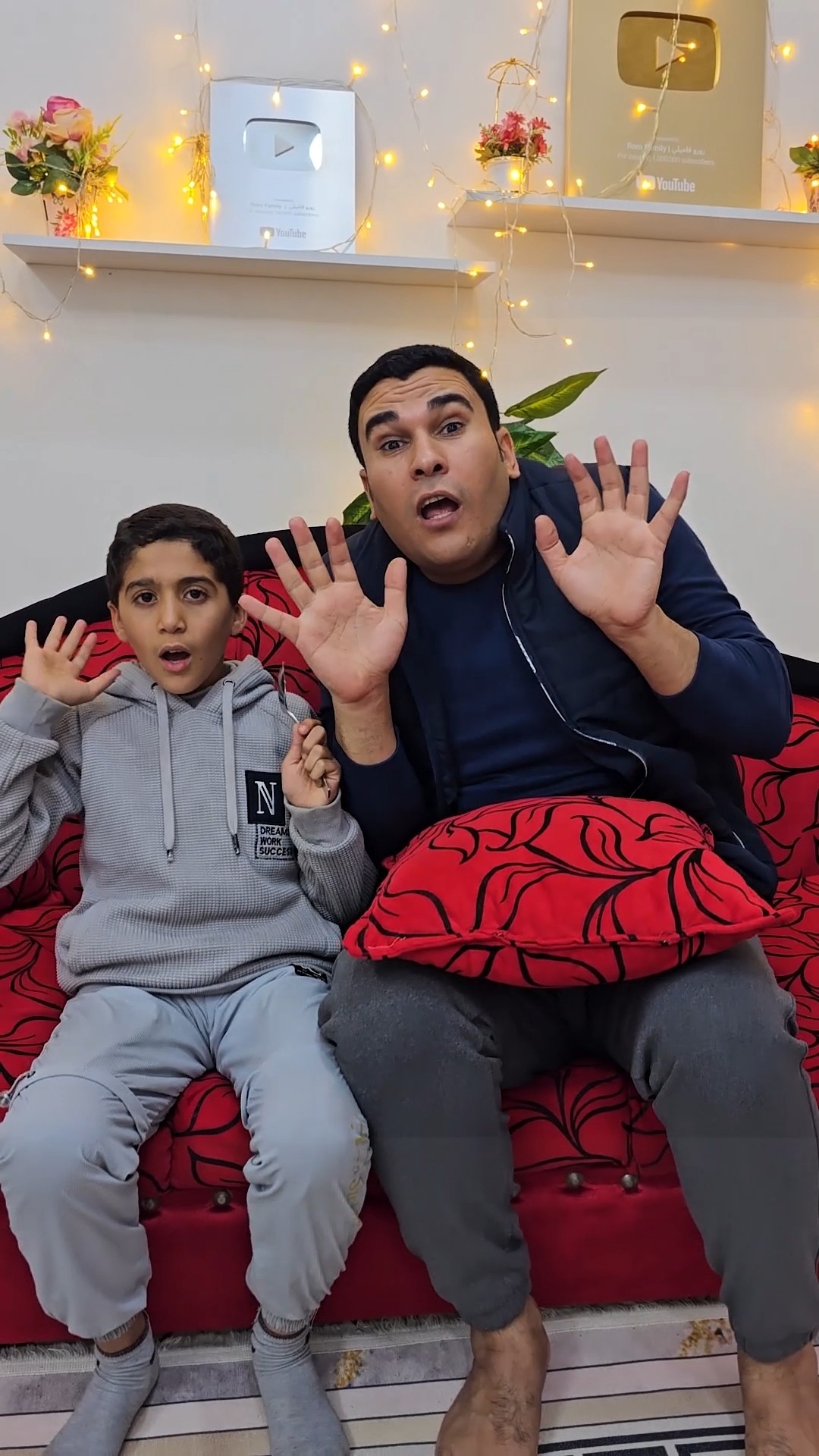 قنصتني الشوكلاته? ( الكلب الحقيقي والدميه?) #shorts