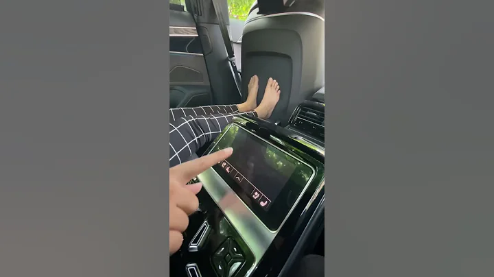 The most expensive foot massage #Shorts #Audi - DayDayNews