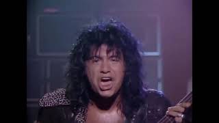 Kiss - Heaven's On Fire