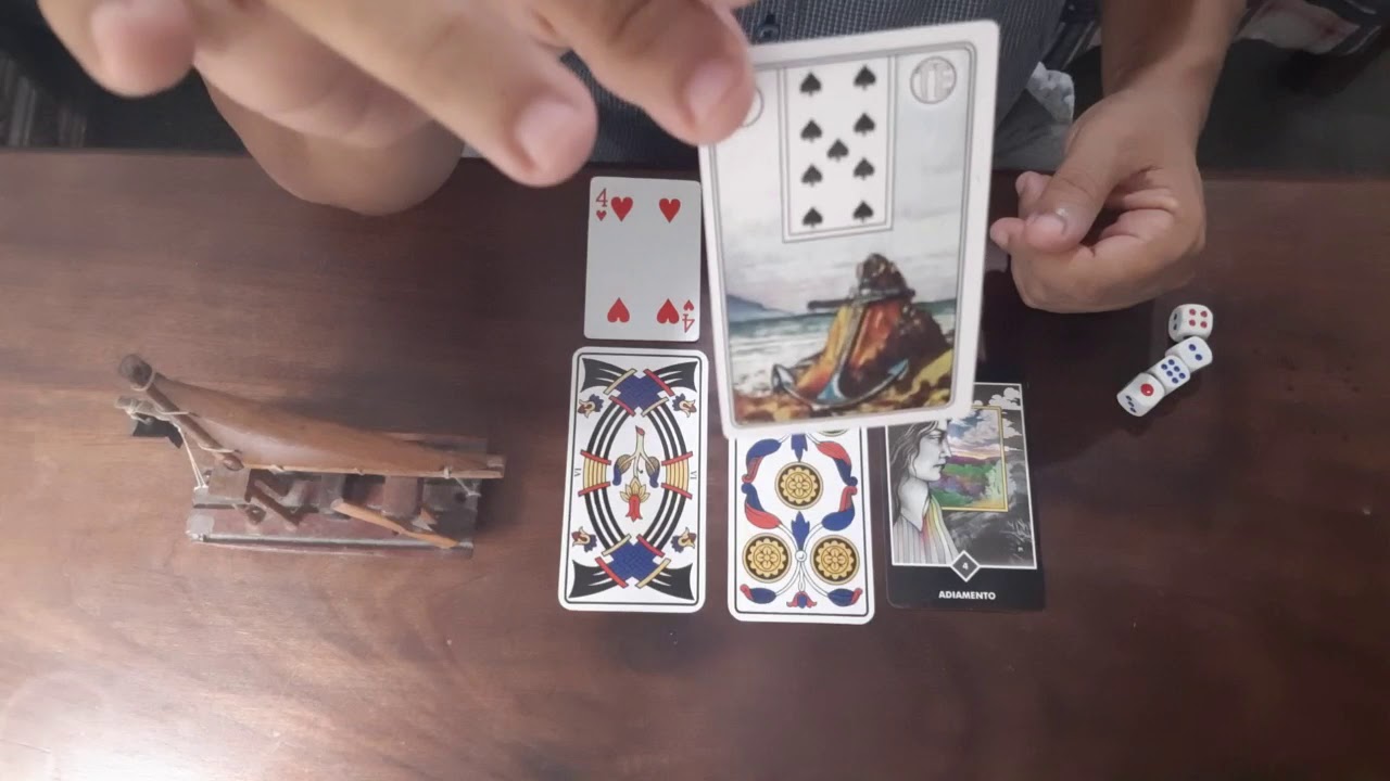 Tarot Interativo: Ele/a sente minha falta ou já  partiu para outra ?