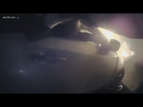 Video shows Elk Grove officer saving man from burning car - YouTube