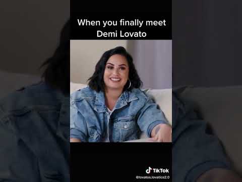 This Is Your Reaction For Sure When You Meet Demi Lovato.